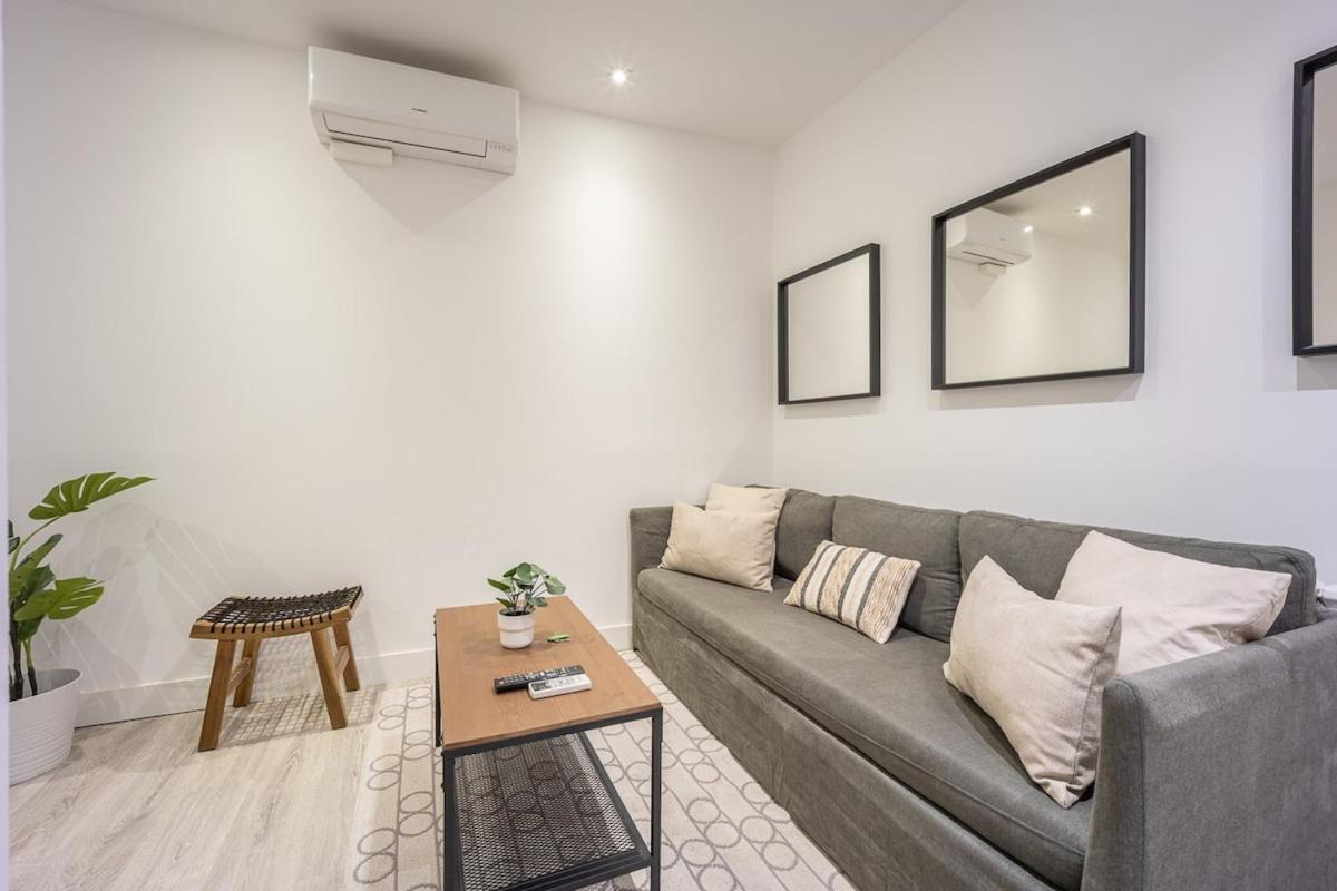 Encantador Apartamento En Atocha Apartman Madrid Kültér fotó